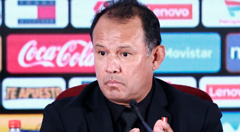 Juan Reynoso FPF vendría negociando su salida de Selección peruana