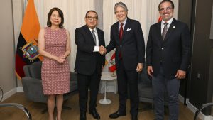 Premier Otárola y presidente del Ecuador, Guillermo Lasso, coinciden que el Perú reciba la presidencia de la Alianza del Pacífico