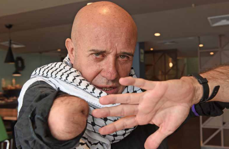 Mario Bellatin. Foto: Víctor Ch. Vargas