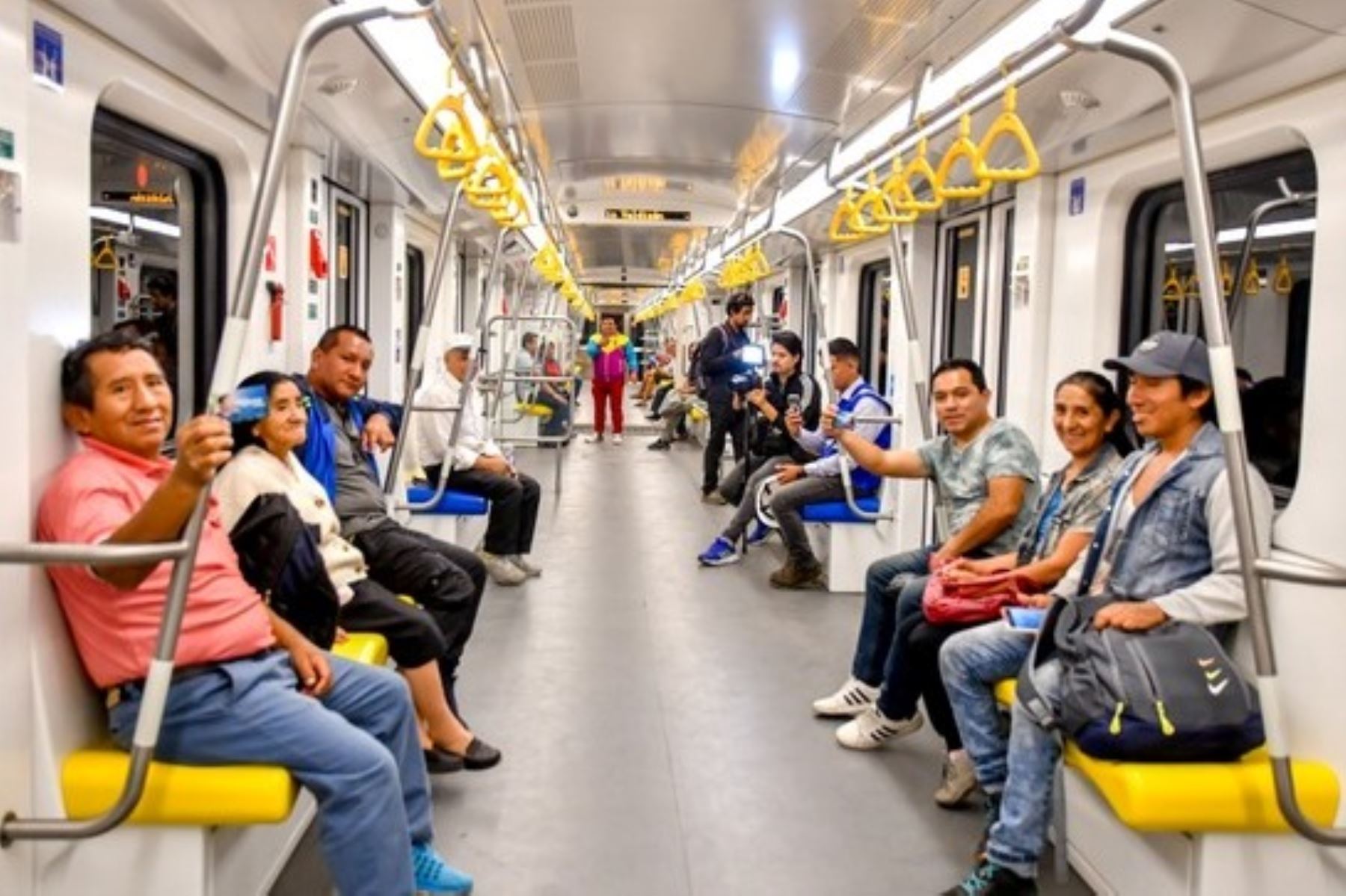 Line 2 of the Lima Metro will extend the white march until August