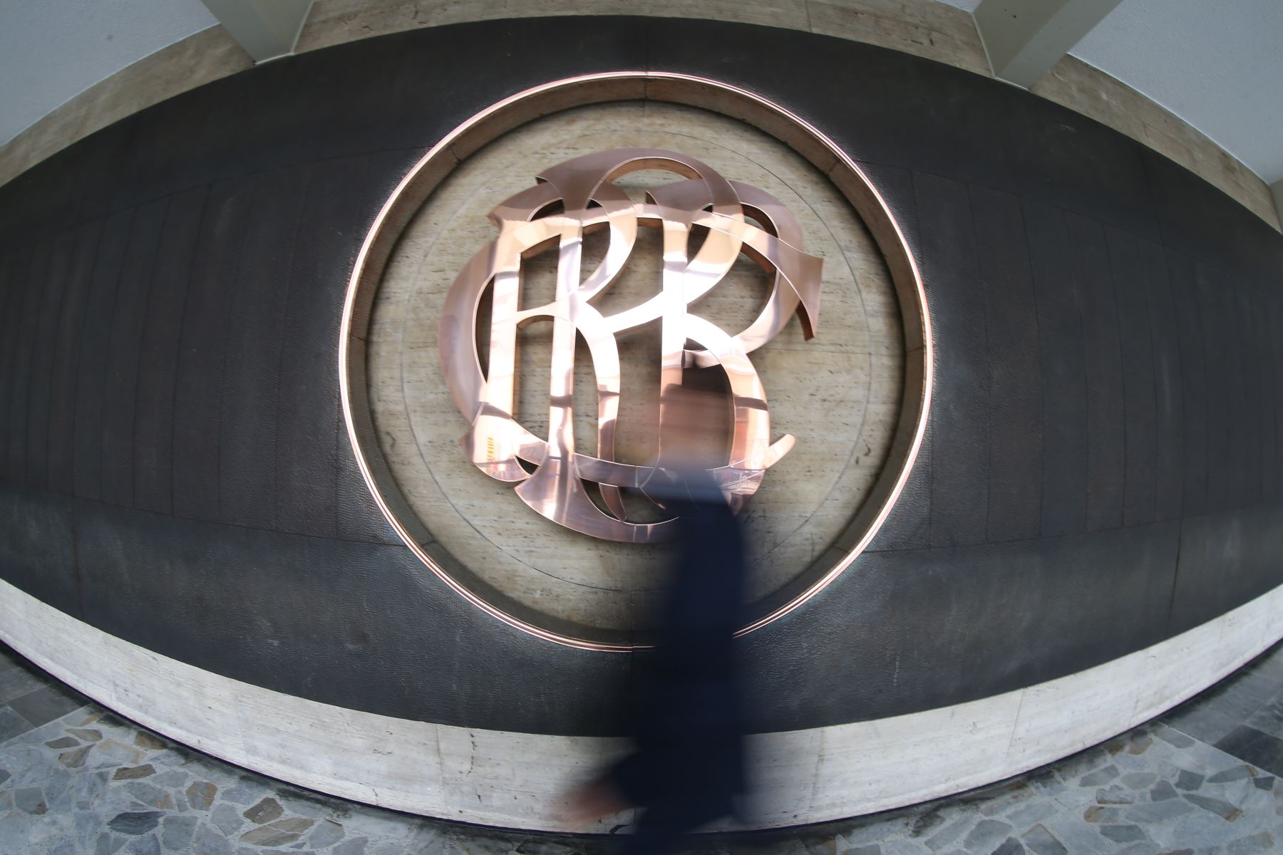 BCRP mantiene la tasa de interés en 4,25% en su Programa Monetario de mayo