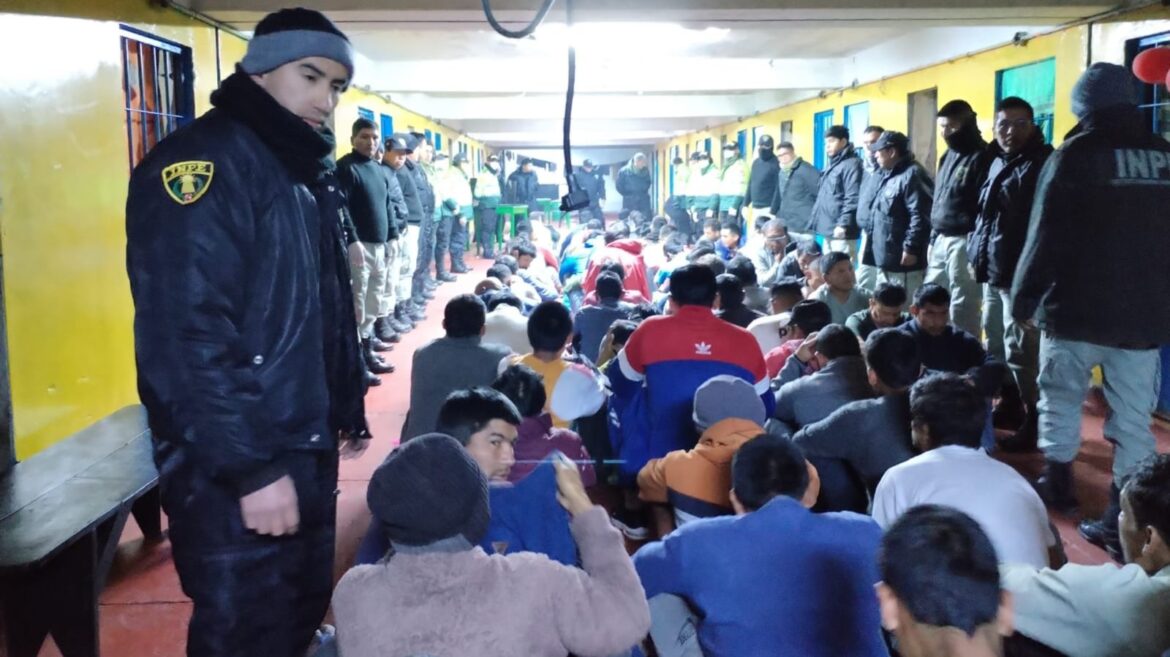 c03aa168-f6a3-4387-b44f-953ff34e27d5