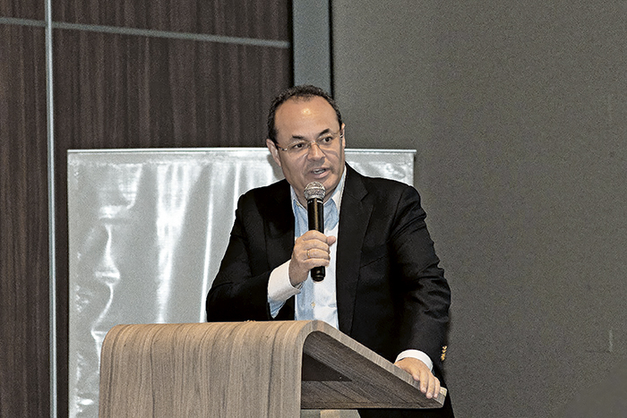 Luis Carranza – Revista Caretas – 2714