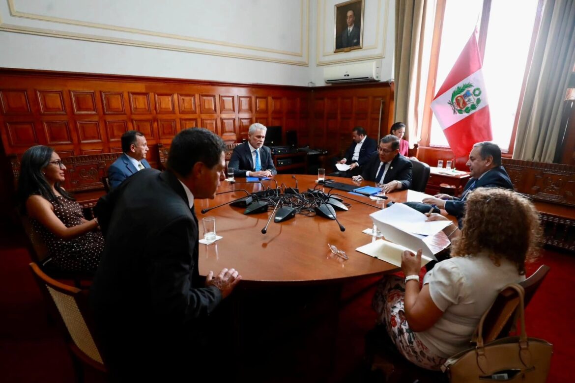 ADEX plantea propuestas al Congreso