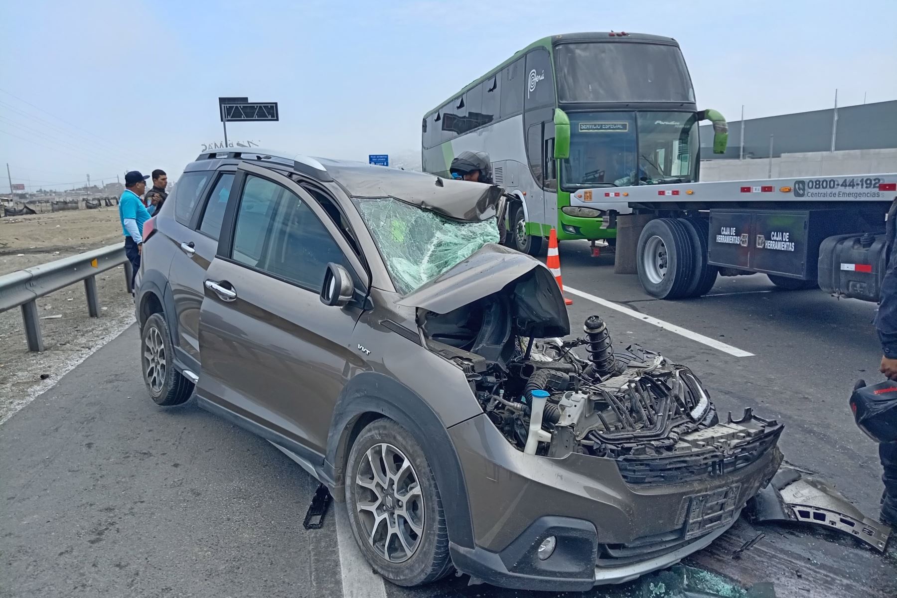 Múltiple accidente en la Panamericana Sur dejó un fallecido y varios ...