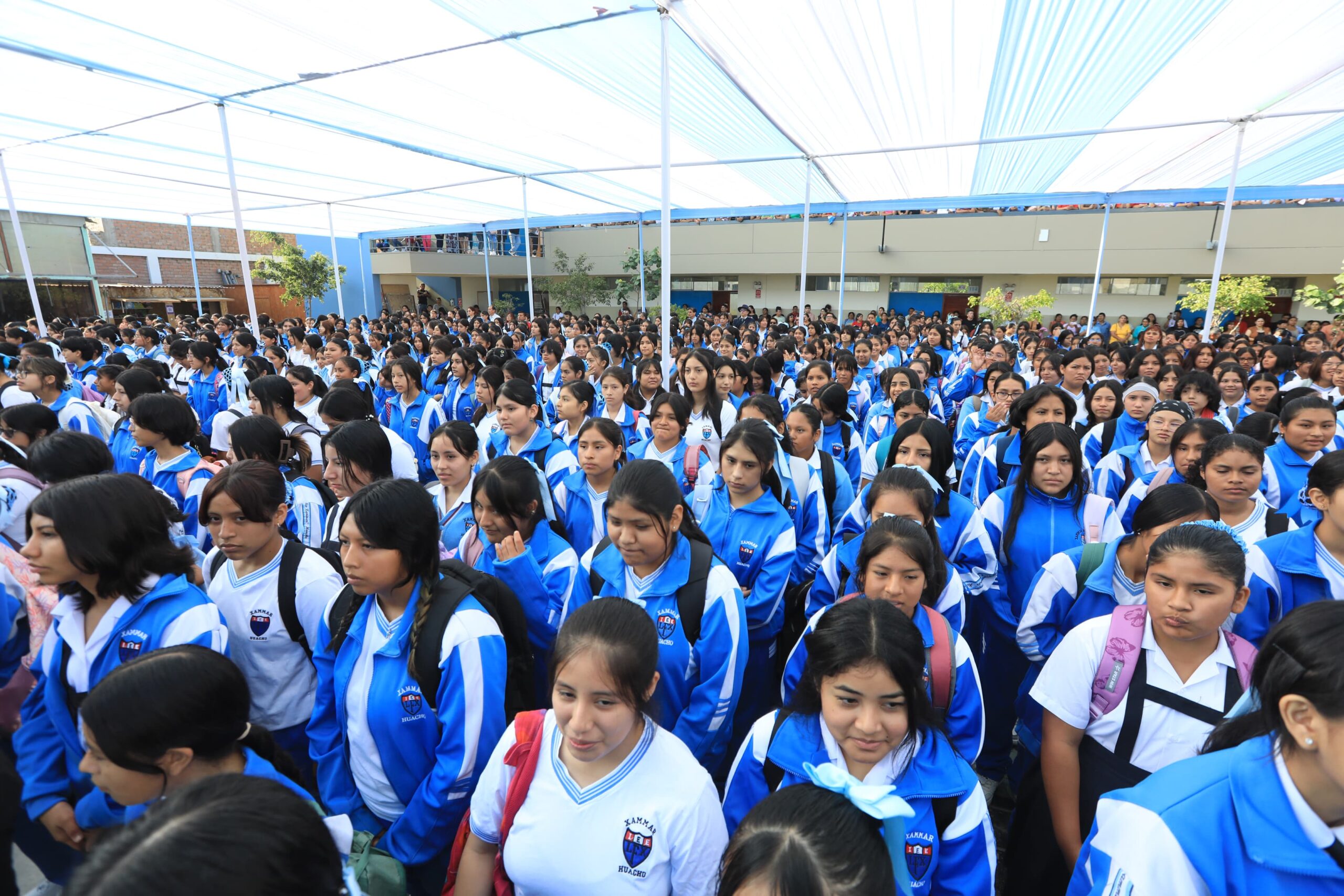 Más de 6 millones de estudiantes regresan a clases este lunes 17 ...