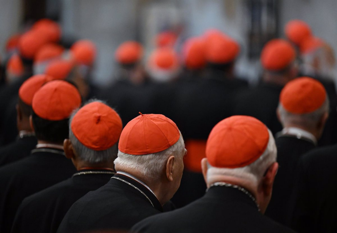 cardenales conclave