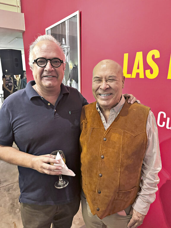Pintores: Pancho Guerra García y Cuco Morales.
