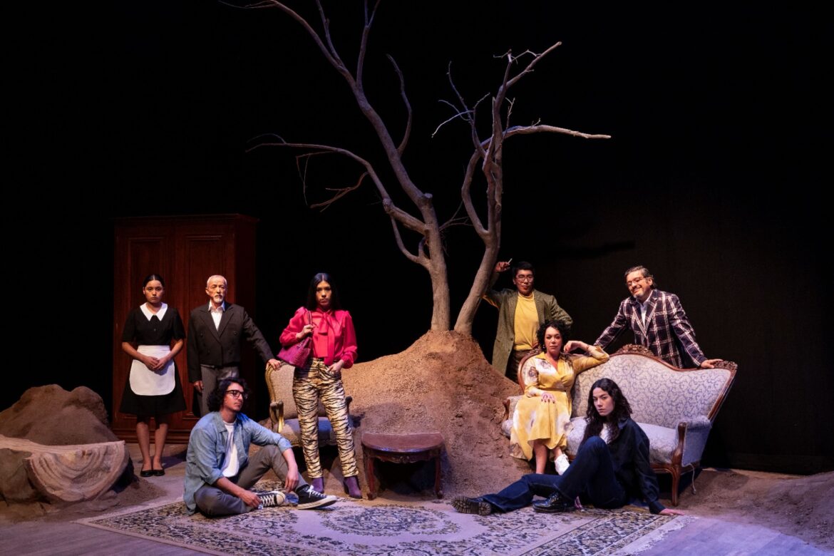 Niños caen de los árboles