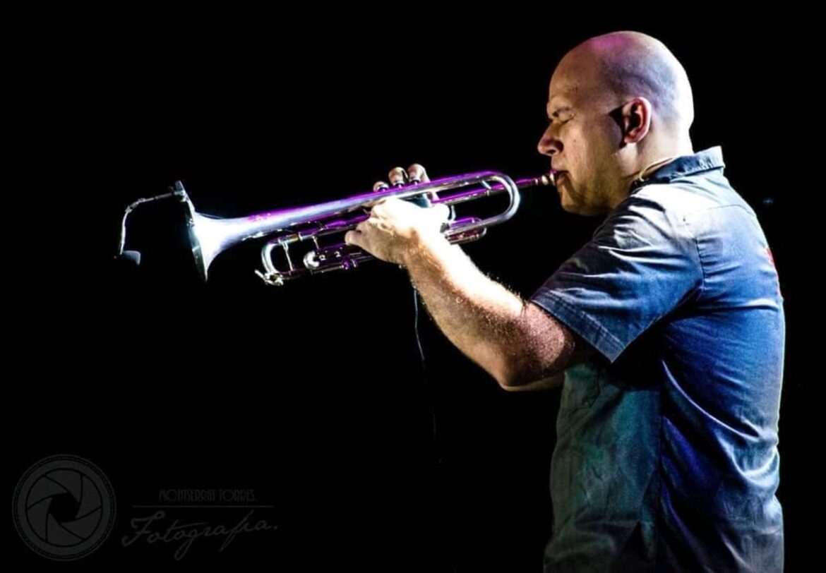 enzo villaparedes llega a peru