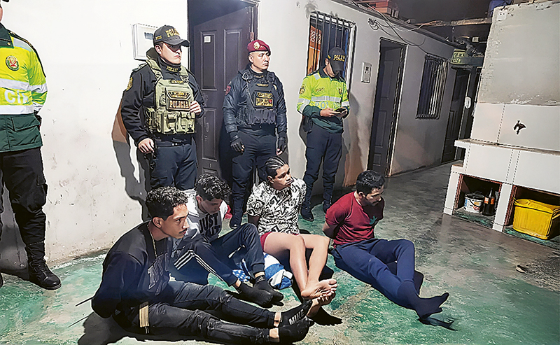 Carbajal abre copia