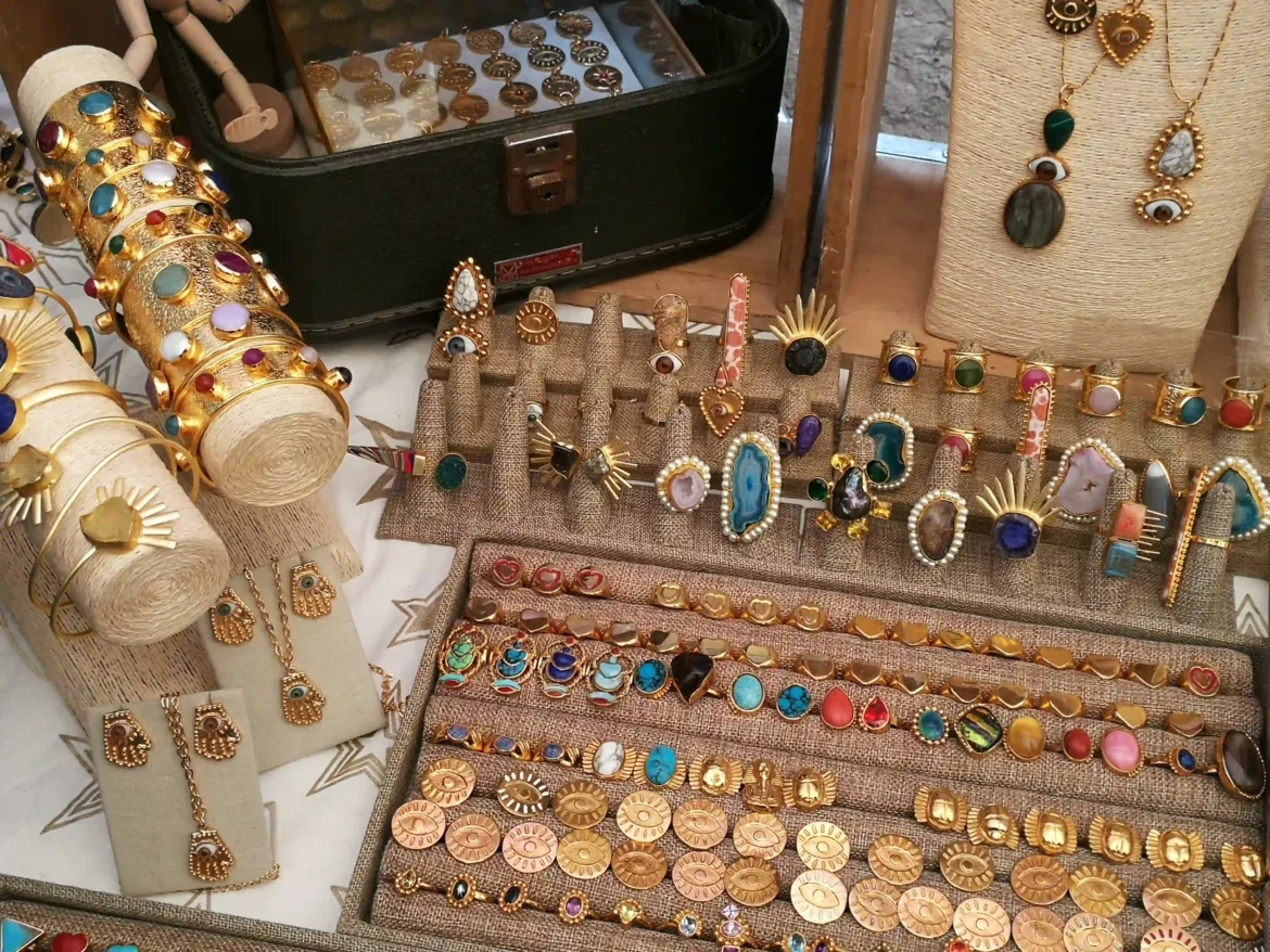 66ebf7bbf127667095021665_jewelry 2