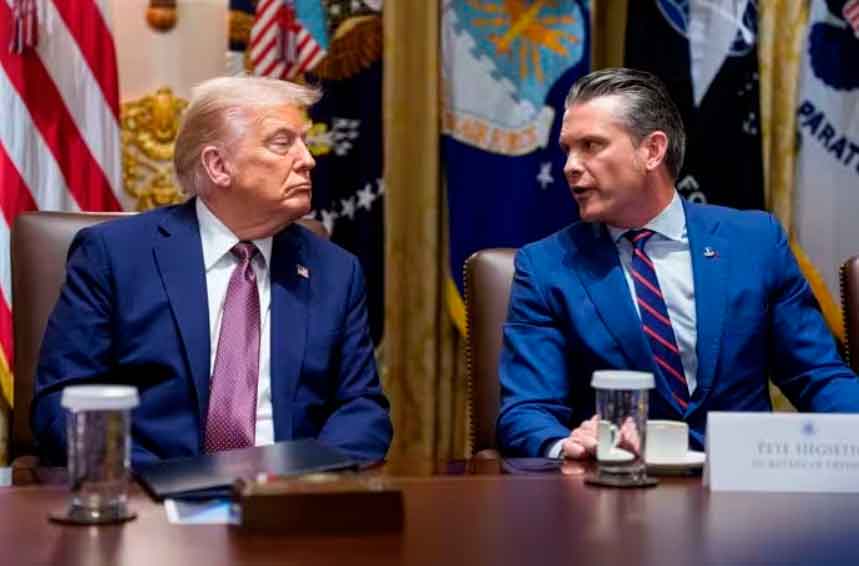 Donald Trump, y el secretario de Defensa, Pete Hesgseth Donald Trump, y el secretario de Defensa, Pete Hesgseth
