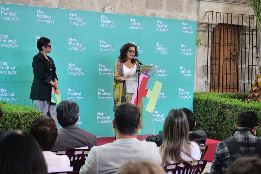 Cristina Fuentes La Roche - Hay Festival 