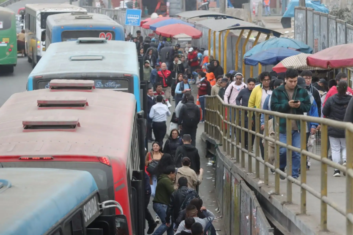 Transportistas retoman rutas pese a llamado de paro