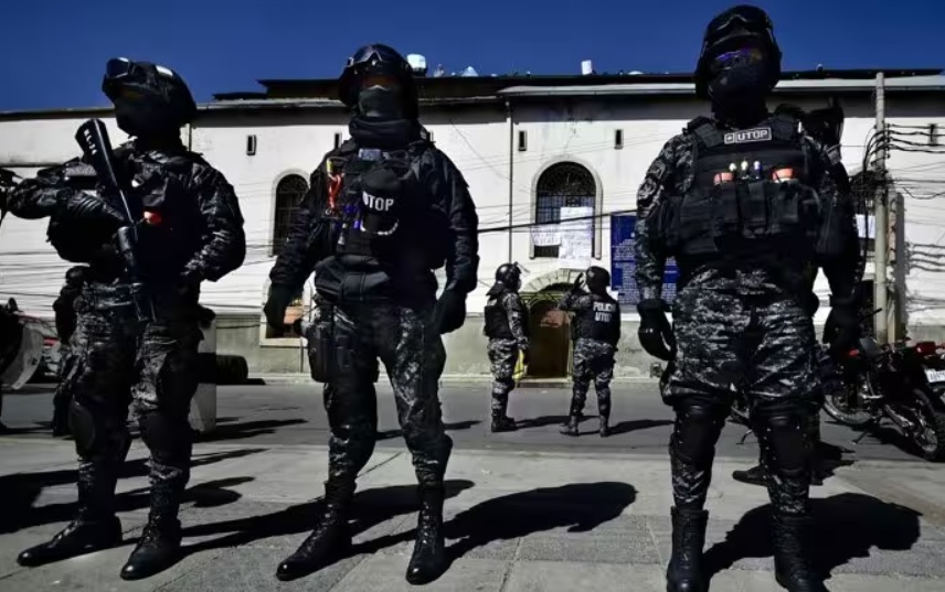 Agentes de la Policía de Bolivia