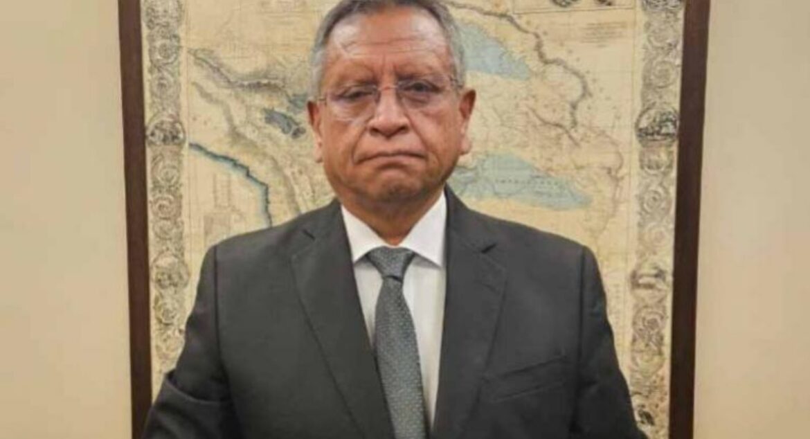 El ministro de Gobierno de Bolivia, Marco Antonio Oviedo.