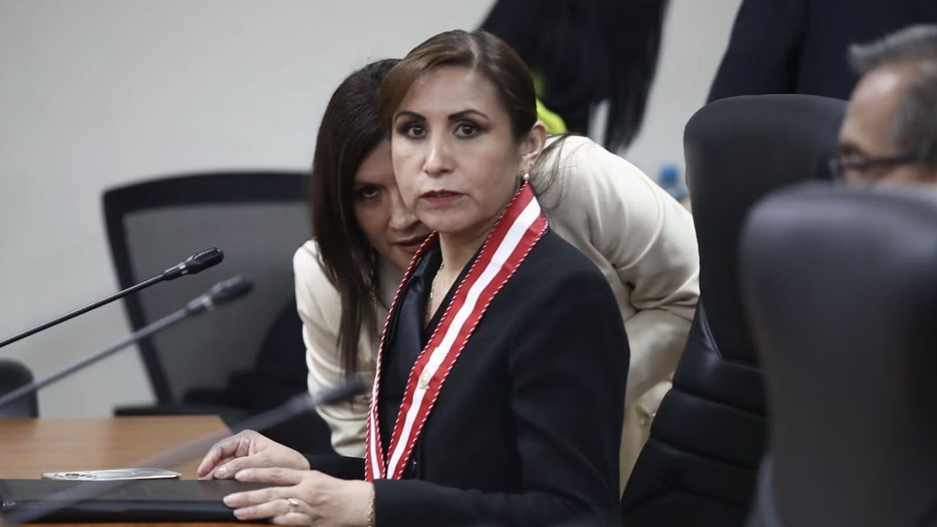 Patricia Benavides: dictan comparecencia con restricciones a fiscales investigados y descartan impedimento de salida