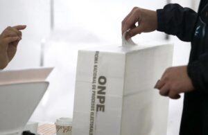 urna elecciones