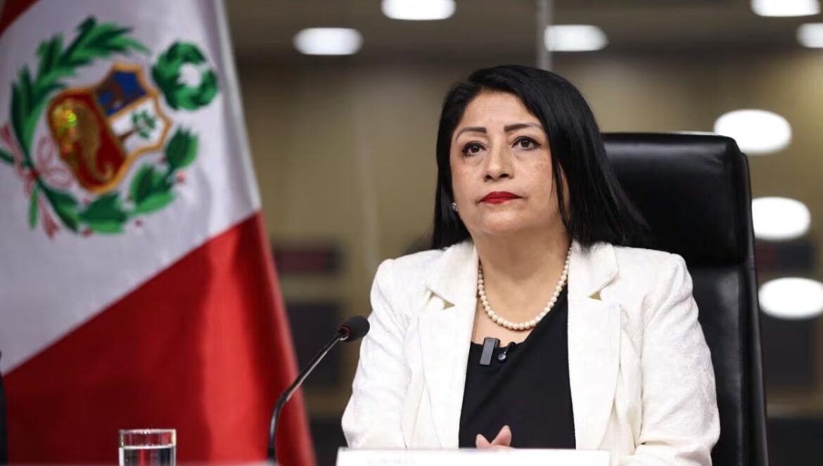 Premier Denisse Miralles renunció al cargo