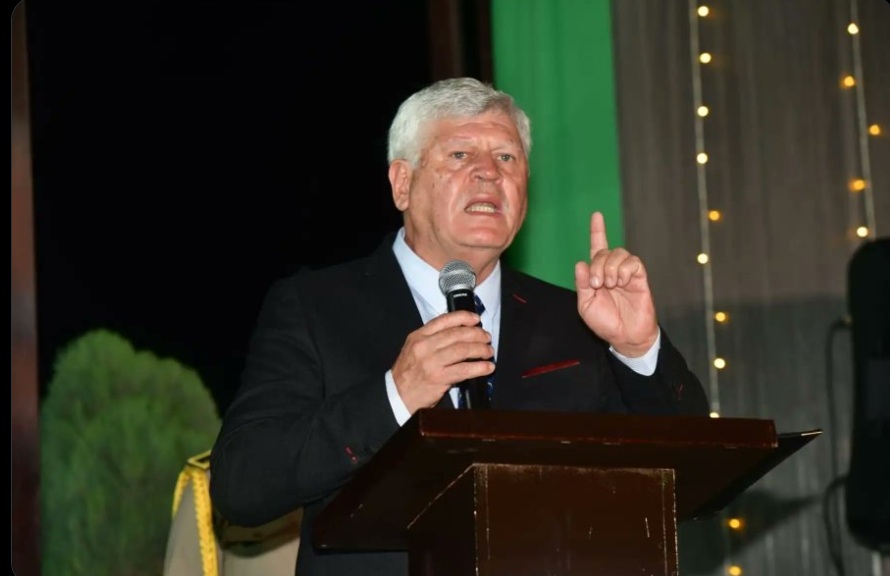 Hugo Begazo de Bedoya