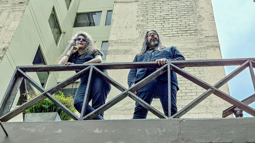 Veronik y Carlos Huamán Chávez