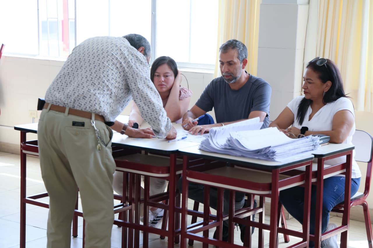 Miembros de mesa pueden tomar su descanso hasta 90 días después de las elecciones, recuerda la CCL