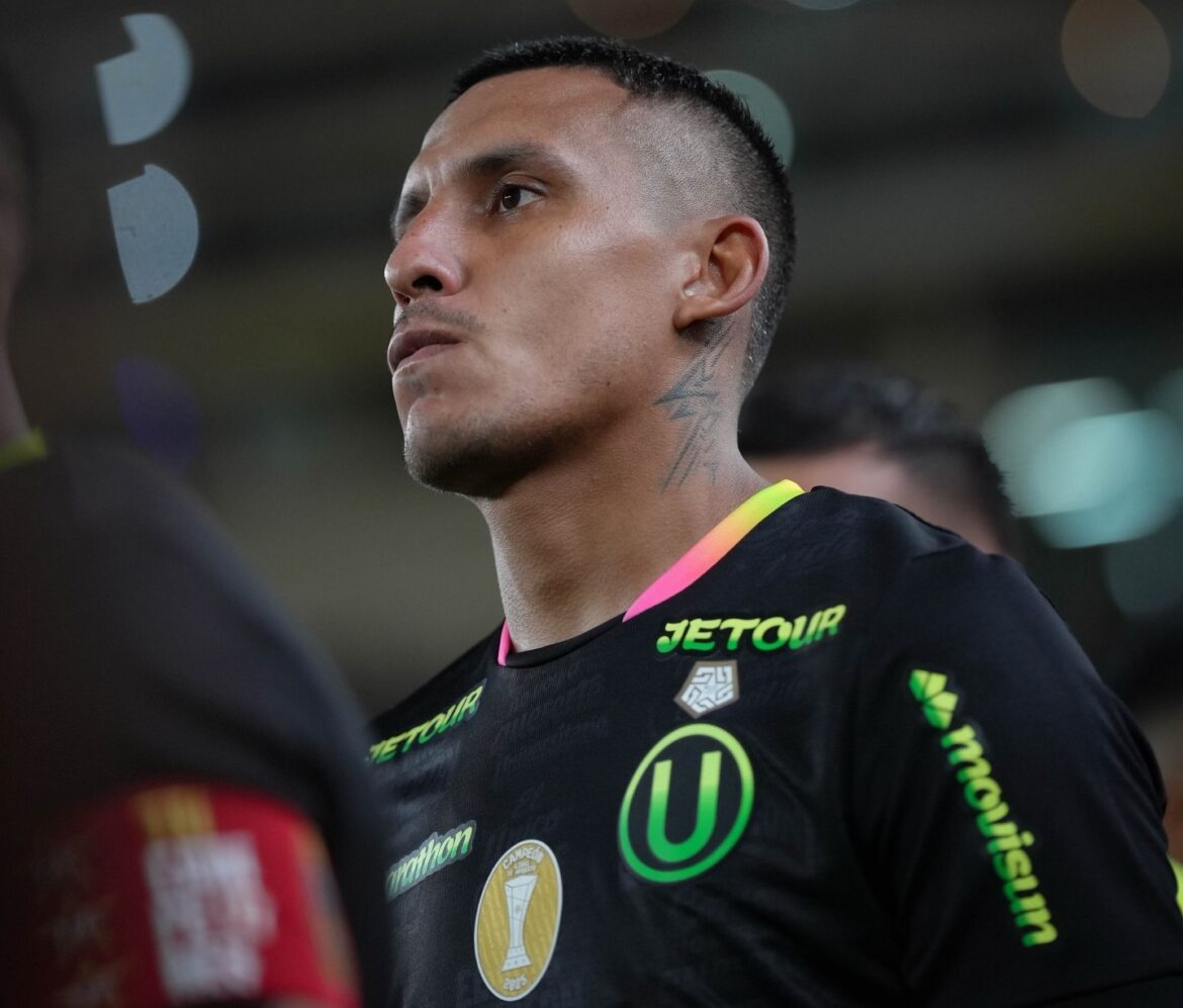 Leyenda: Alex Valera está a pocos goles de entrar al top 10 de goleadores históricos de Universitario. (Foto: Universitario de Deportes)