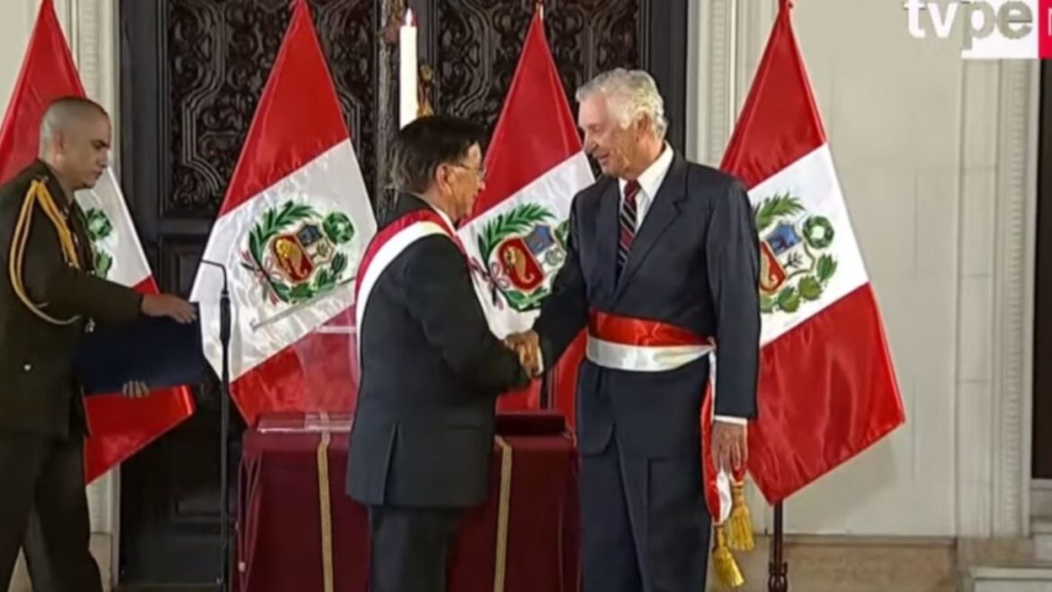 Carlos Pareja, canciller, Ministro de Relaciones Exteriores