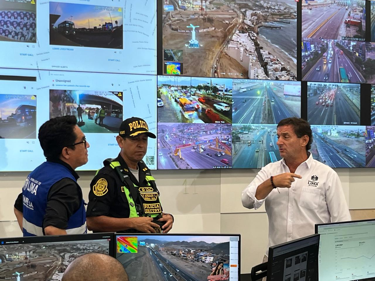 Reportan flujo histórico de vehículos por Semana Santa en el sur