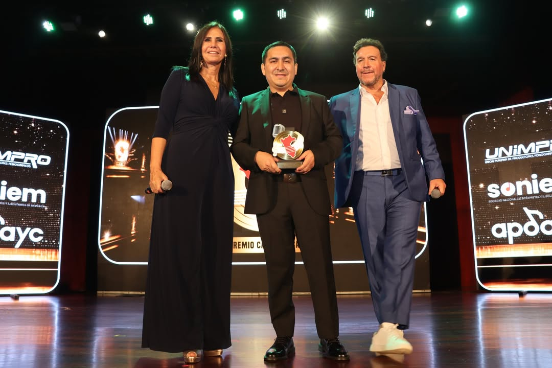 Corazón Serrano gana a mejor cumbia en Premios Cape.