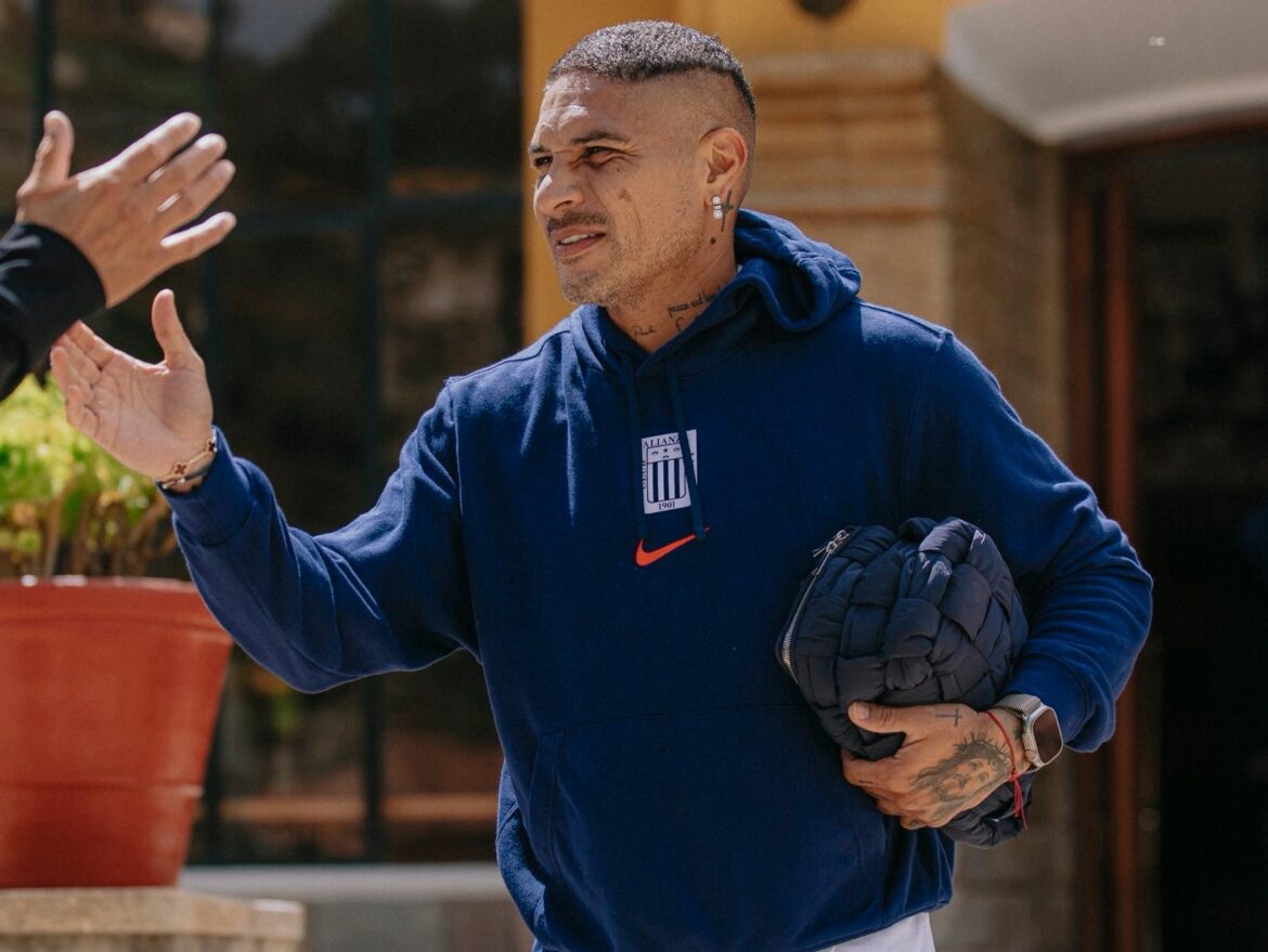 Paolo Guerrero está en duda para el cotejo ante Sporting Cristal (Foto: Alianza Lima)