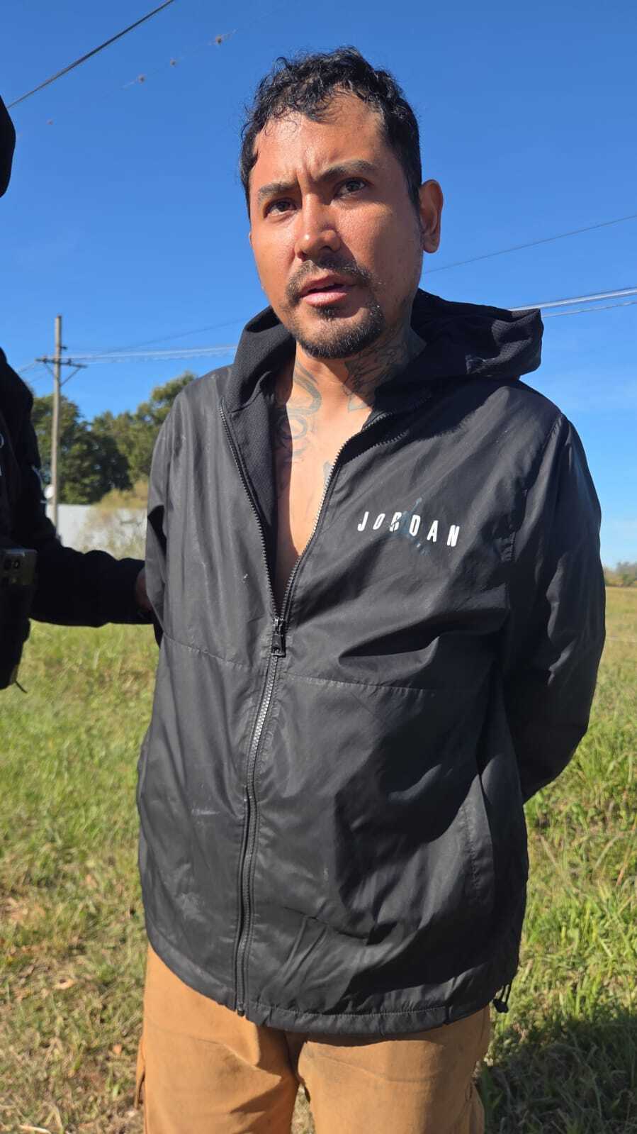 La investigación también siguió los pasos de Luis André Flores Julca hasta Argentina a través de movimientos bancarios y la compra de un celular.