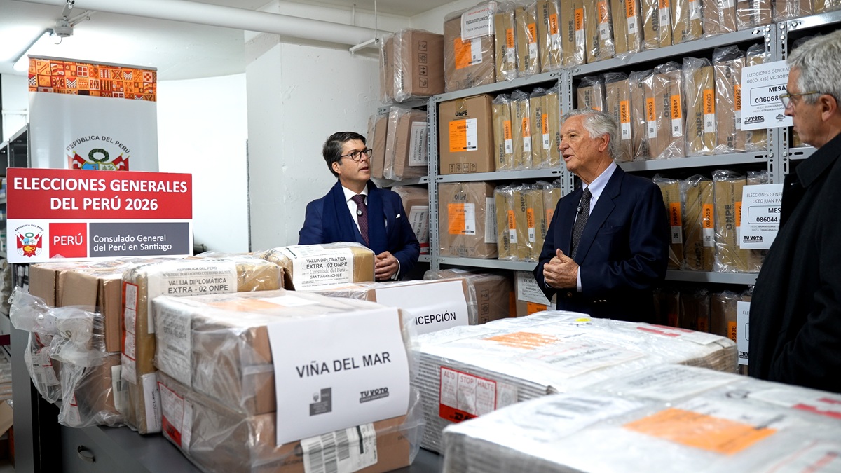 Segunda vuelta electoral 2026: Consulado peruano supervisa instalación de locales de votación para peruanos en Chile
