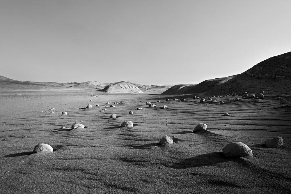 exposición Altares de Piedra y Arena