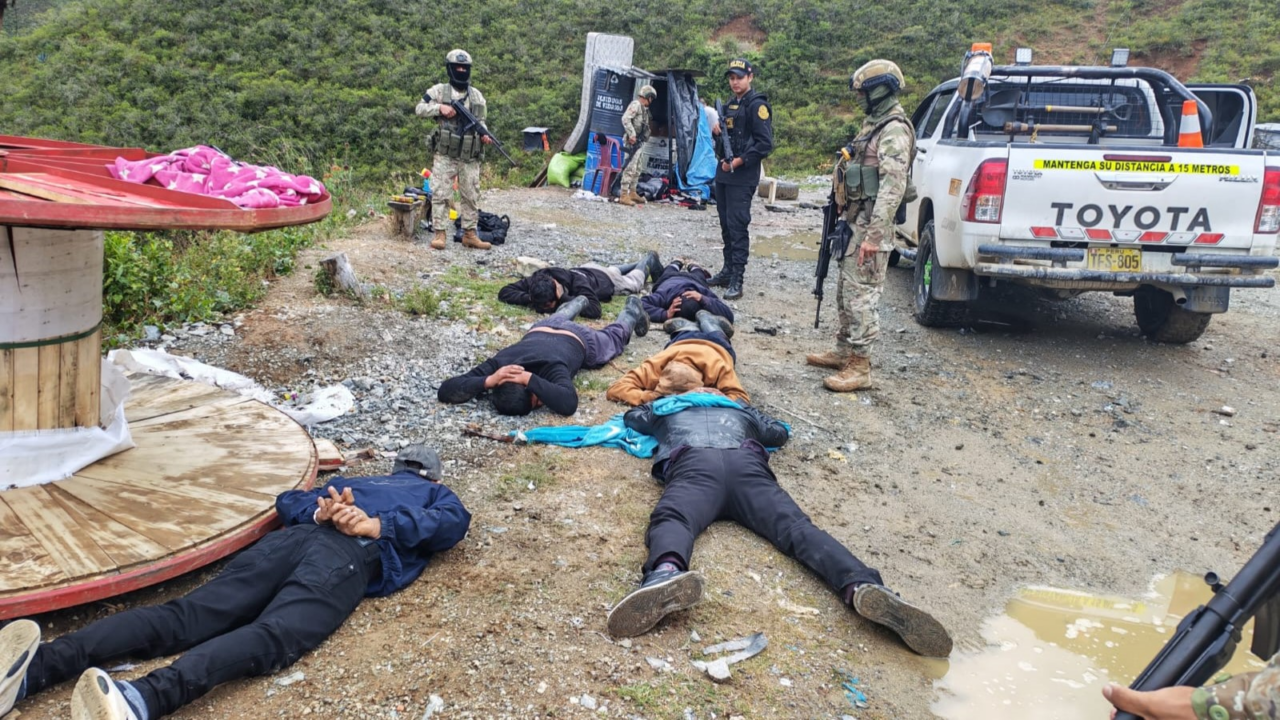 Pataz: otro golpe a la minería ilegal con siete detenidos y armas incautadas