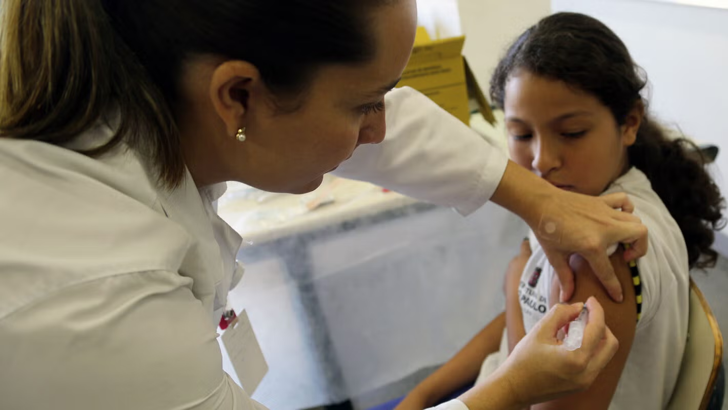 Vacunas contra el VPH: ¿cuántas dosis se necesita para prevenir el cáncer de cuello uterino?
