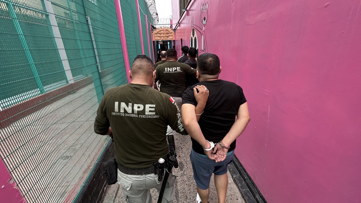 INPE aísla a cinco internos tras hallazgo de artefacto explosivo artesanal en exteriores del penal del Callao