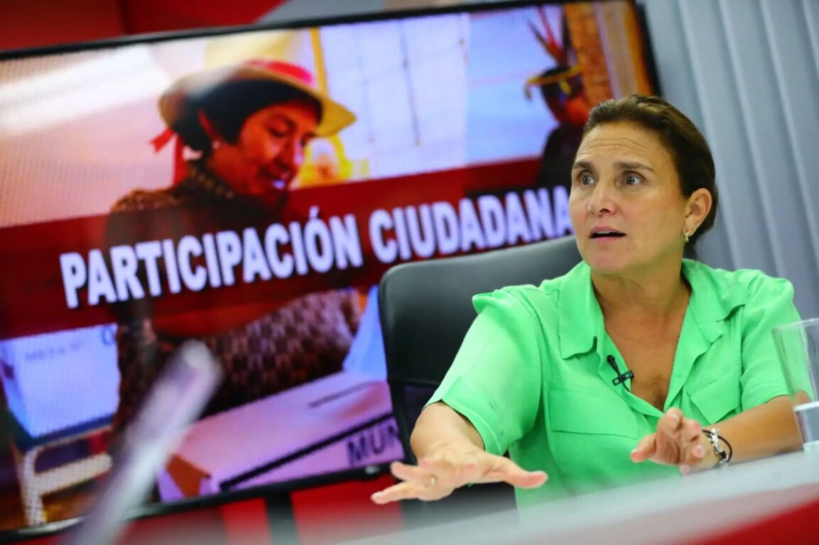 Marisol Pérez Tello instala colectivo de oposición para el gobierno entrante.
