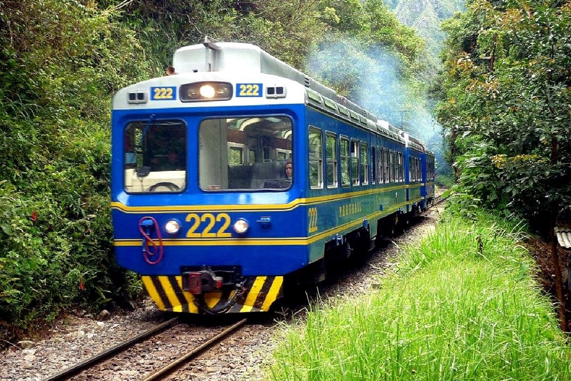 MTC aprueba guía para reforzar seguridad en cruces ferroviarios.