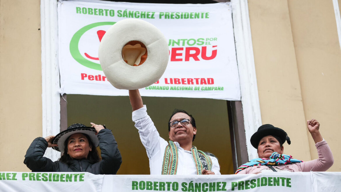 Ministerio del Interior desestimó solicitud de Roberto Sánchez. Foto: Facebook