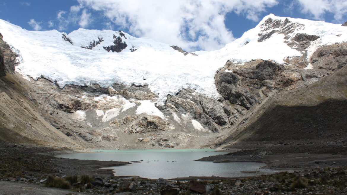 Junín se une en defensa de la cordillera del Huaytapallana. Foto: Andina