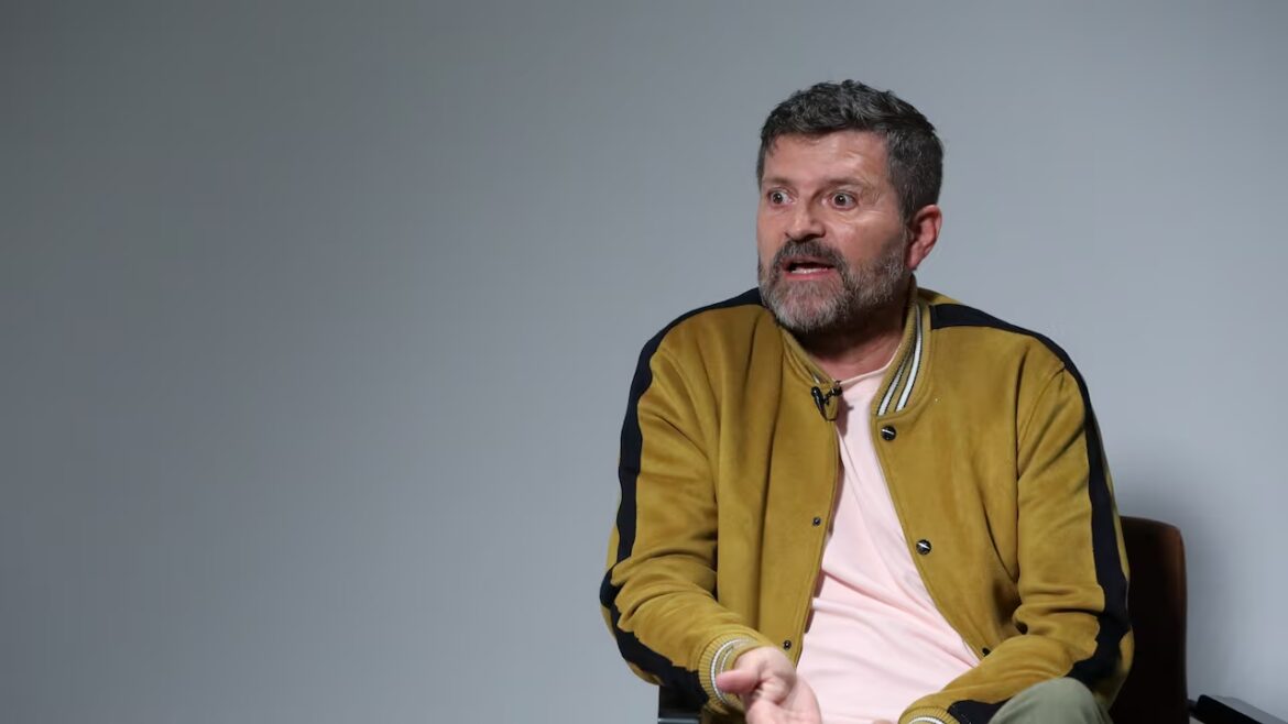 Actor de “Yo soy Betty, la fea”: Julio César Herrera conmueve al revelar trauma de infancia.