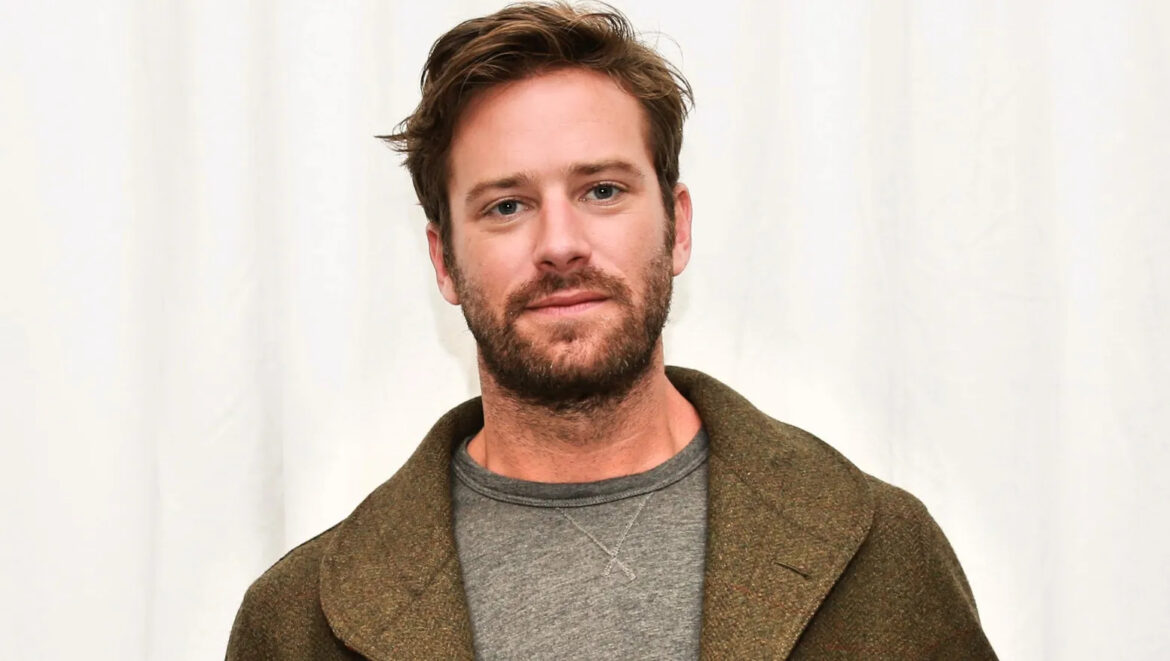 Armie Hammer regresa al cine tras años de polémica en Hollywood.