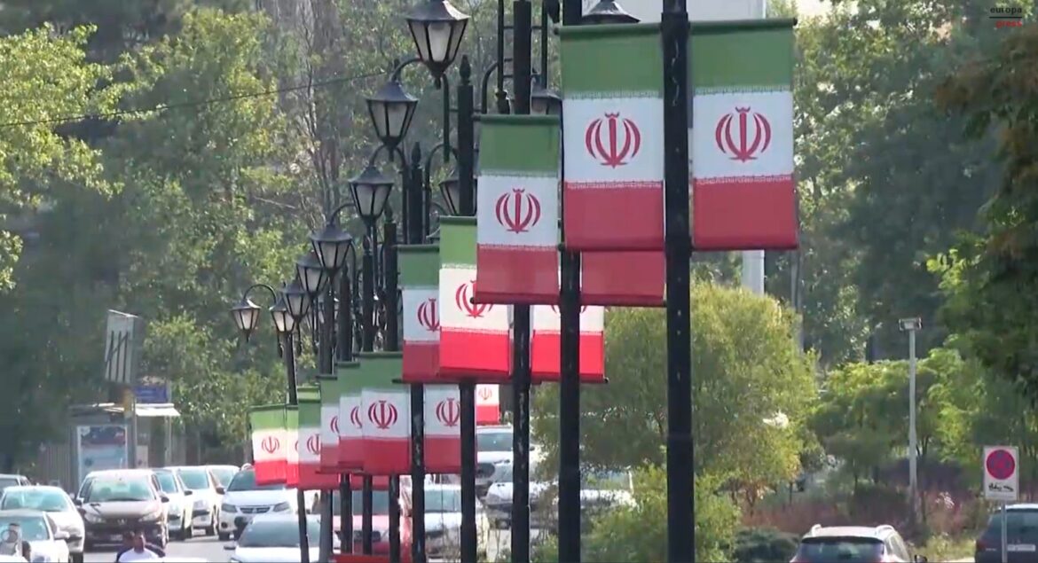 banderas de Irán