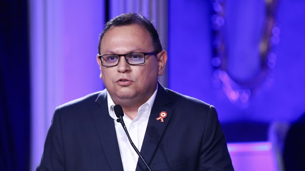 Marco Vinelli: “La segunda vuelta sigue sin definirse por la