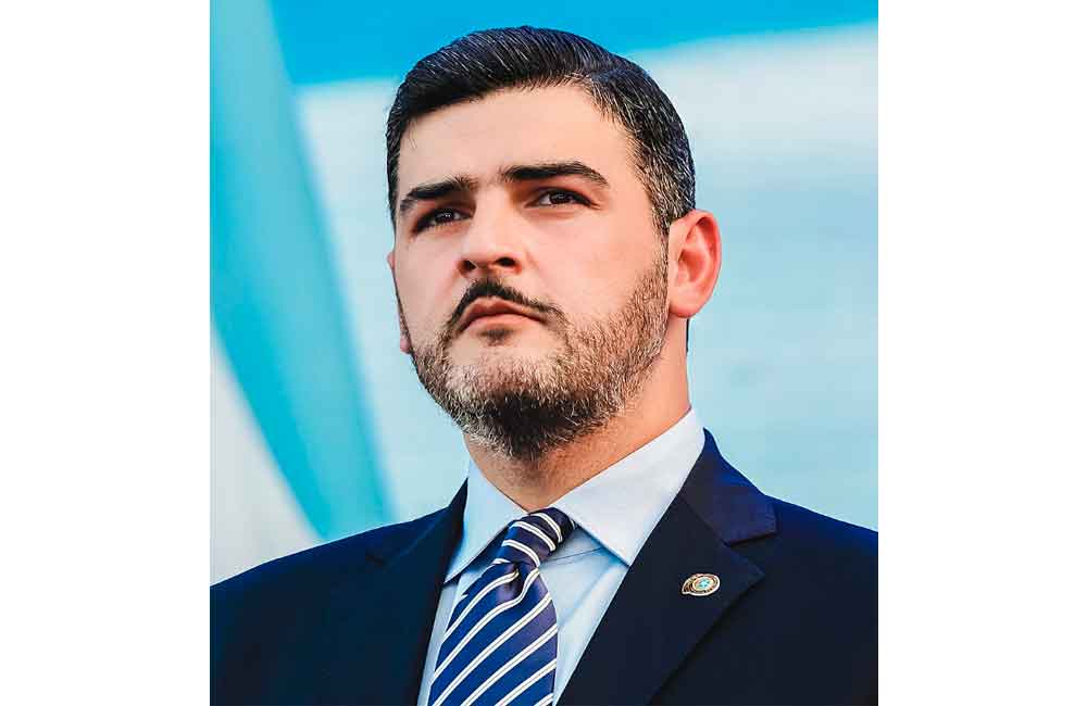Gobernador de Guayaquil, Aquiles Álvarez