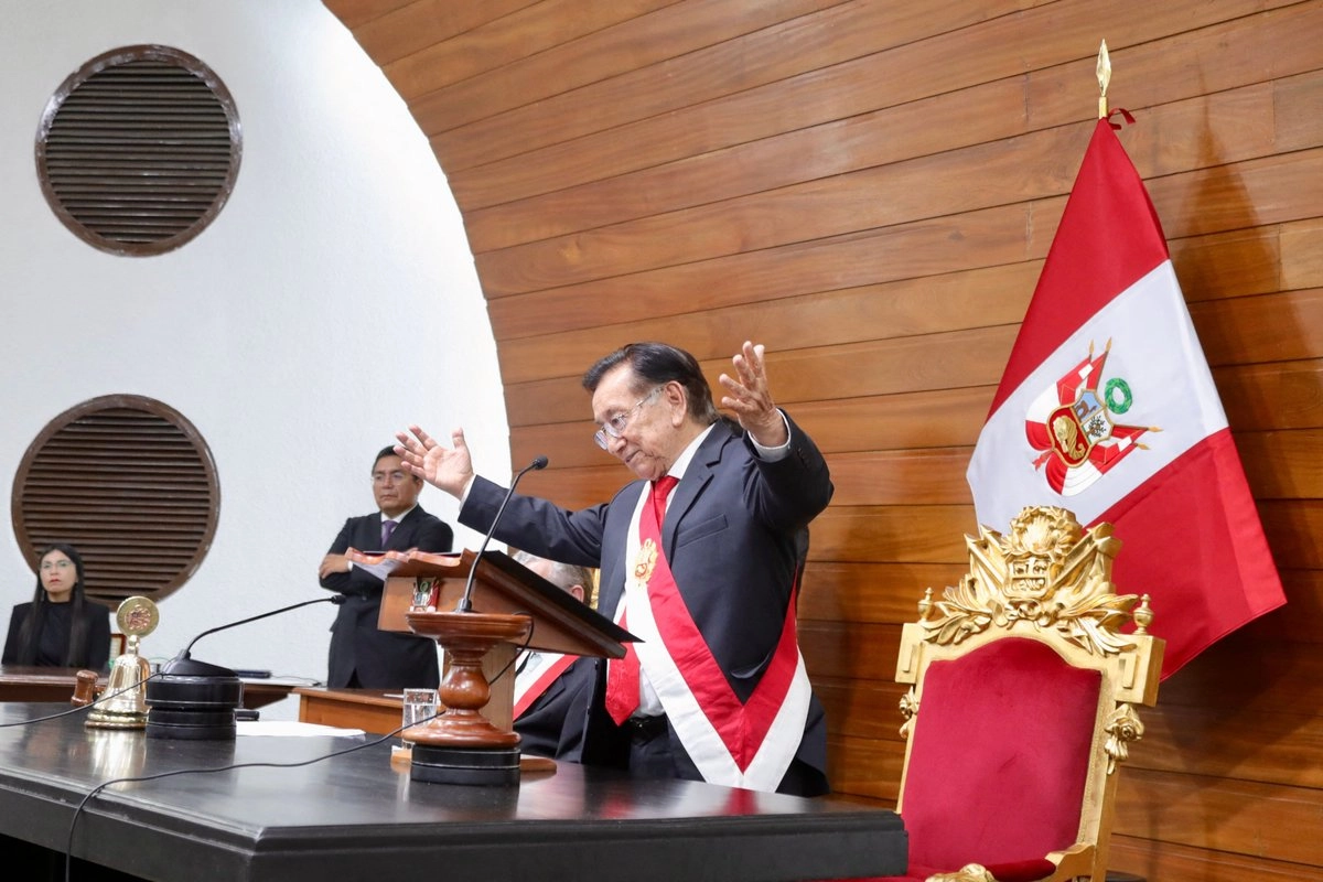 ¿Congreso censuraría a José María Balcázar si indulta a Pedr