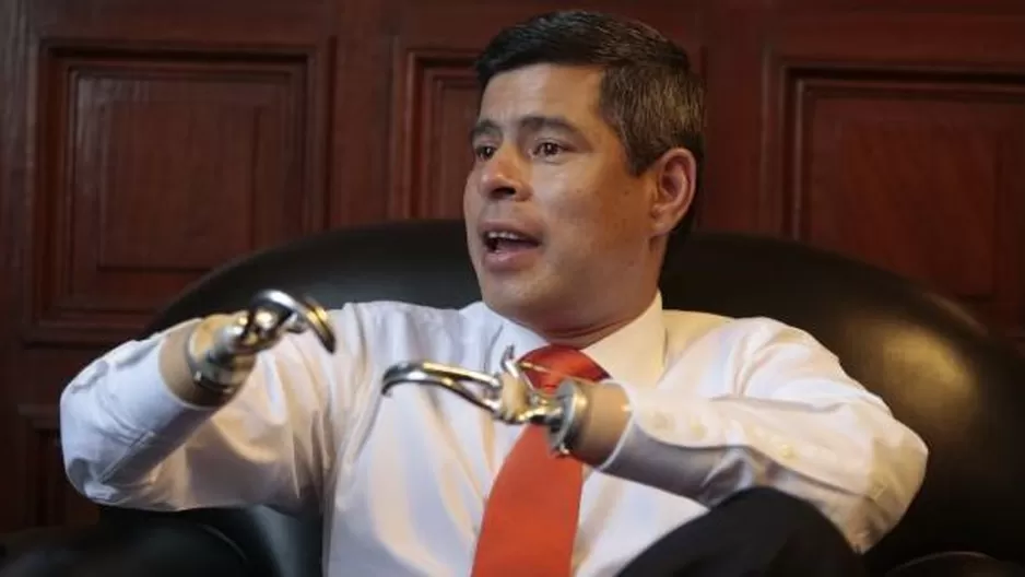 Luis Galarreta: “Este es el momento de la defensa de cada vo