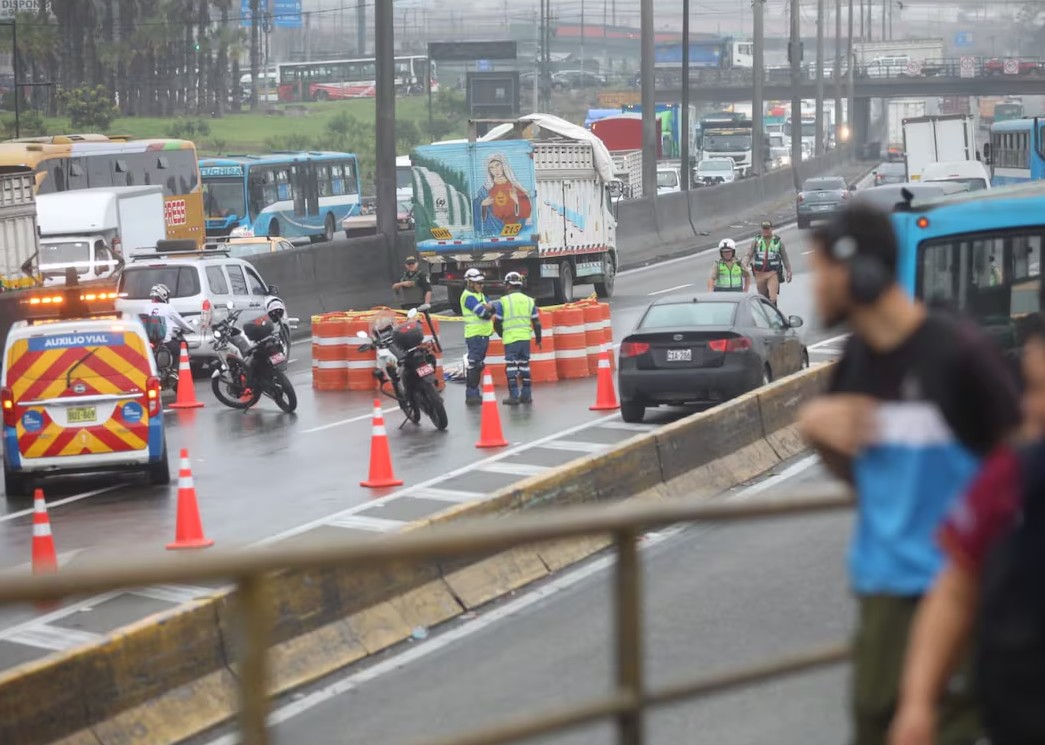 Pareja en motocicleta fallece